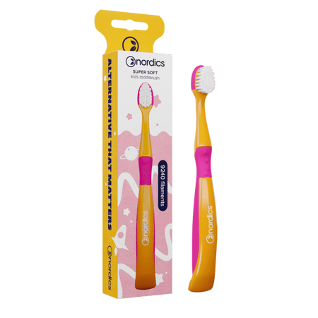 SZCZOTECZKA DO ZĘBÓW DLA DZIECI 9240 SUPER MIĘKKA POMARAŃCZOWO - RÓŻOWA SYRENKA - NORDICS